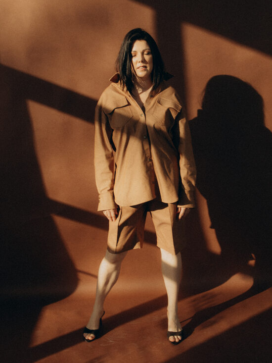 DŽINSA AUDUMA ŠORTI - BRŪNI